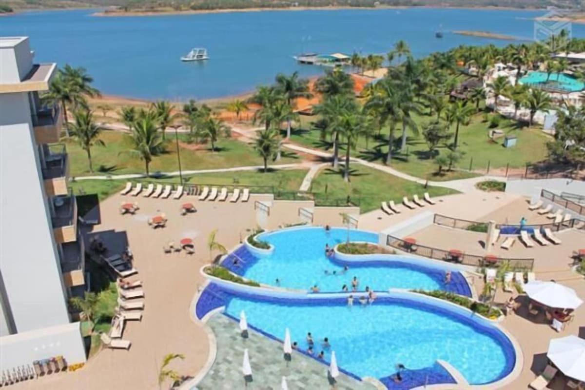Diroma Fiori Apartment Калдас Новас Екстериор снимка